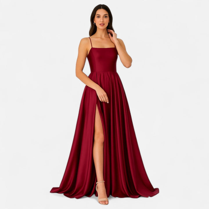 Margaret | Dames Moderne Pas Satin Split Maxi Jurk