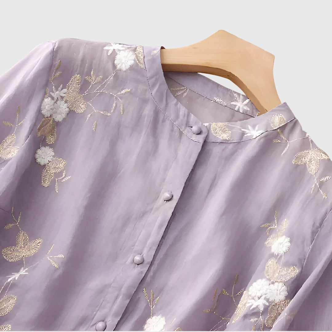 Nellie | Elegante Top Met Geborduurde Bloemen